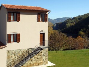 Exterior - Haus für 11 Erwachsene und 9 Kinder in Apecchio by Interhome (Sant'Angelo in Vado)