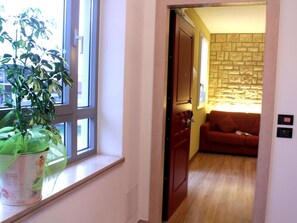 Interior - Wohnung in San Giacomo mit Privatparkplatz by Interhome (Schiavon)