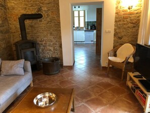 TV, fireplace, DVD player - Ferienvilla mit Terrasse, Grill und Garten by Interhome (Karlstejn)