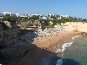 Beach - Wohnung in Porches mit Großem Balkon by Interhome (Porches)