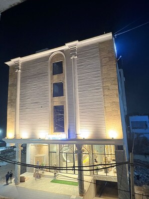 Exterior - HOTEL IMPERIAL BLU (Nandapur)