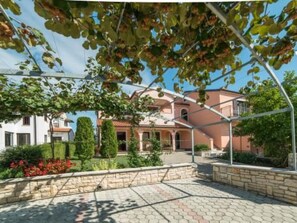 Property grounds - Wohnung 'Silva6' mit Wasserblick by Interhome (Rovinj)