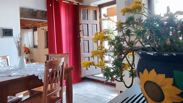 Dining - Wohnung in Brusasco mit Garten, Terrasse und Grill by Interhome (Cavagnolo)