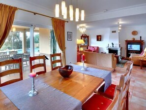 Dining - Ferienvilla "Casa Alha" by Interhome (Carvoeiro)