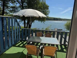 Outdoor dining - Charmante Ferienwohnung in Neukloster mit Terras by Interhome (Neukloster)