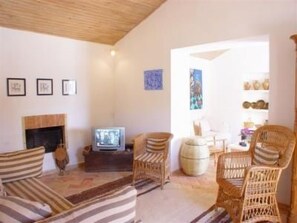 TV, fireplace, DVD player - "Quinta do Sol" mit Kamin by Interhome (Alvor)