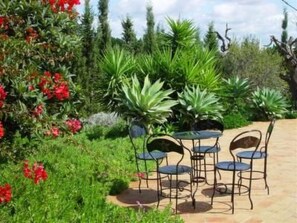 Outdoor dining - "Quinta do Sol" mit Kamin by Interhome (Alvor)