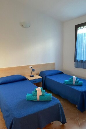 Room - Wohnung in Budoni mit Außenterrasse by Interhome (Agrustos)