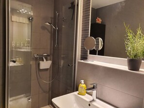 Bathroom - El Capitan by Interhome (Sassnitz)