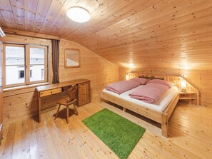 Internet - Bauernwohnung by Interhome (La Villa/Stern)
