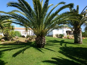 Property grounds - mit Terrasse und Gemeinschaftspool by Interhome (Lagos)