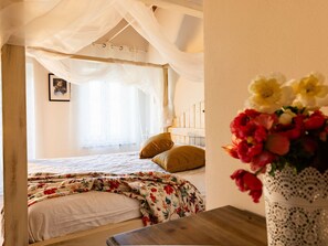 Internet - mit privatem Pool, AC und Weinkeller by Interhome (Cisterna d'Asti)
