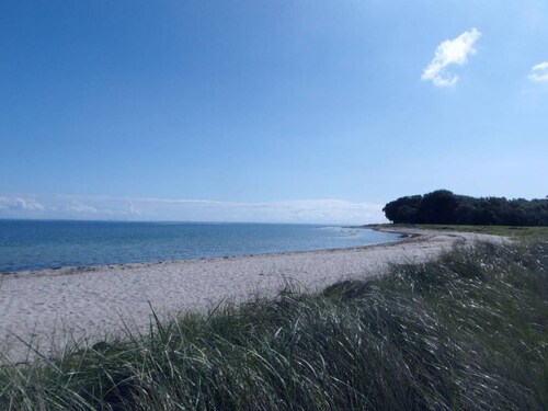 Urlaub am Meer im Ferienhaus mit Sauna by Interhome