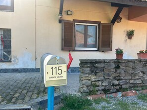 Property grounds - Casa il Cuore delle Langhe bei Holiday World by Interhome (Dogliani)