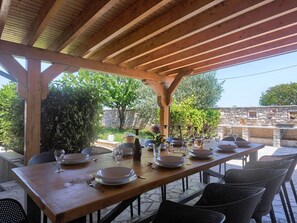 Outdoor dining - Vacation home  by Interhome (Fažana)