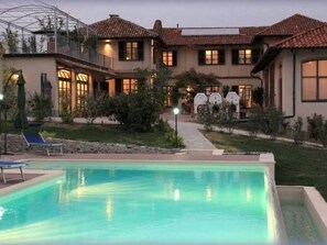 Pool - Barolo' Wohnung mit Gemeinschaftspool by Interhome (Isola d'Asti)