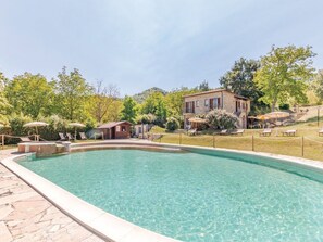 Pool - Unterkunft in einer Höhle mit Whirlpool by Interhome (Sant'Angelo in Vado)