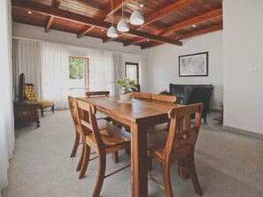 Interior - Red Rock Ocean View Villa - Captain's Apartment by Interhome (Gordon's Bay)