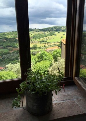 Interior - Hochwertige Wohnung im Turm-Schlösschen by Interhome (Manciano)