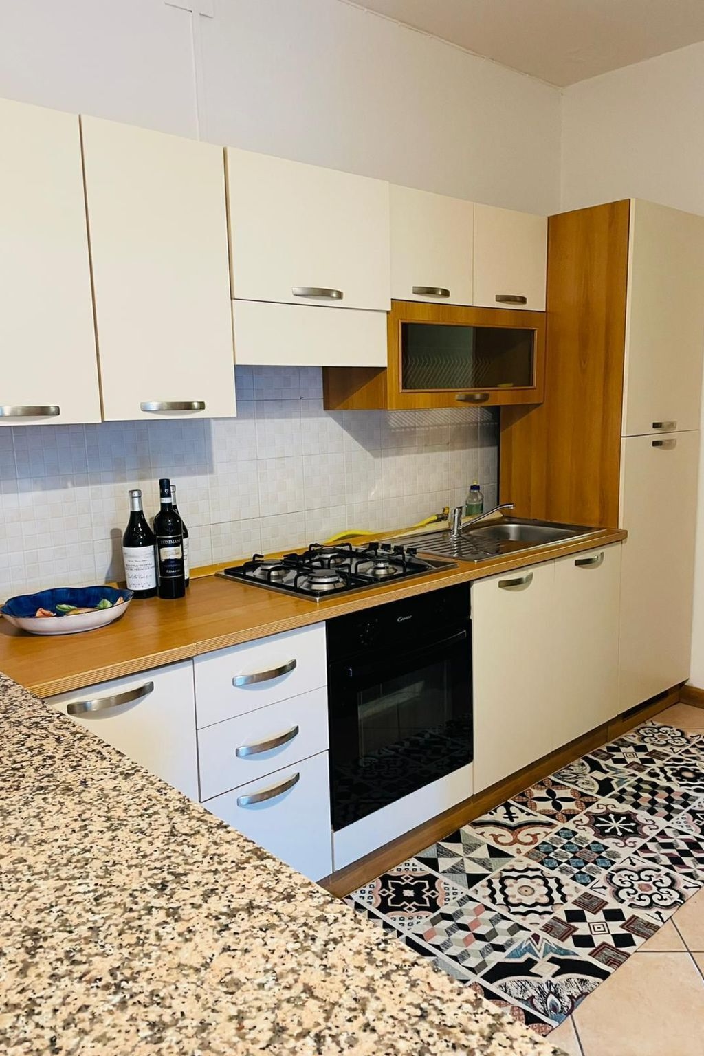 Frigorifero, forno, pentole/stoviglie/utensili