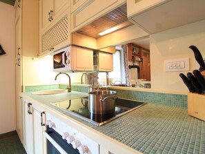 Refrigerador, microondas, horno y lavavajillas 