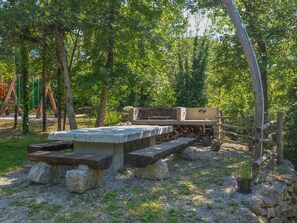 Outdoor dining - Istrien Traditionelles Steinhaus 7 by Interhome (Buzet)