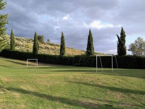 Sports court - 'Den Haag' mit eigenem Pool by Interhome (Castellina Marittima)