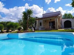 Pool - Landhaus in Ostuni mit privatem Pool by Interhome (Ostuni)