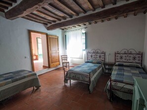 Internet - Wohnung 'Dispensa' mit Terrasse by Interhome (Castellina Marittima)