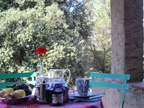 Outdoor dining - Wohnung 'Dispensa' mit Terrasse by Interhome (Castellina Marittima)