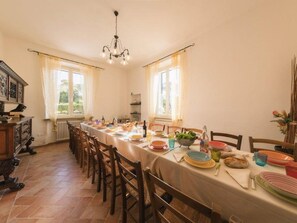 Dining - Ferienvilla 'Irene' mit privatem Pool by Interhome (Castellina Marittima)