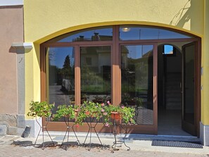 Exterior detail - Zwischen Seen und Hügeln in Pina by Holiday World by Interhome (Malnate)