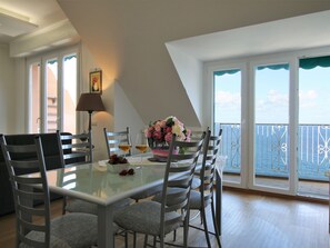 Dining - mit Terrasse by Interhome (Bergeggi)