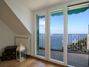 Interior - mit Terrasse by Interhome (Bergeggi)