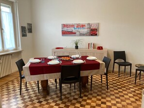 Dining - für 6 Personen ca. 110 m² in Cuneo, Piemont (Provinz Cuneo) by Interhome (Cuneo)