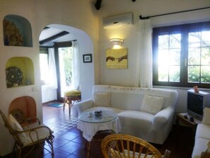 Living area - Villa Agostina by Interhome (Cannigione)