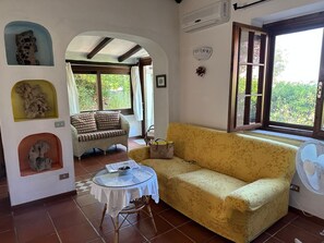 Living area - Villa Agostina by Interhome (Cannigione)