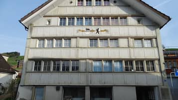 Esterni