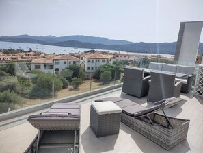 Terrace/patio - Wohnung mit Terrasse by Interhome (Cannigione)