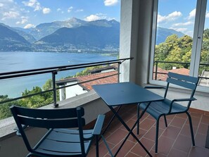 Outdoor dining - Residenza Viramonte - Casa Bianca, Wohnung 14 by Interhome (Vira)