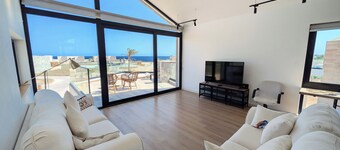 2BR Somabay Villa w Seaviews w Free Beach & Pool & Terrace - Seascape Stays