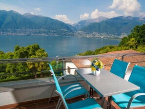 Outdoor dining - Residenza Viramonte - Casa Cecilia, Wohnung 24 by Interhome (Vira)