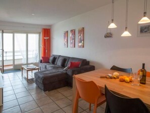 TV - Residenza Viramonte - Casa Cecilia, Wohnung 24 by Interhome (Vira)