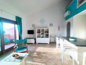 Interior - 'La Rosa dei Venti' by Interhome (Palau)