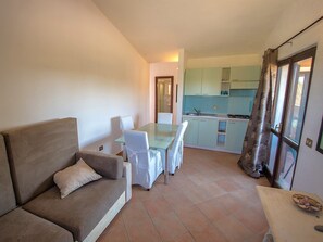 Interior - Wohnung "Il Borgo1" 400 Meter vom Meer entfernt by Interhome (Bassacutena)