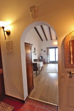 Interior - Residenza Viramonte - Casa Elena,  Wohnung 45 by Interhome (Vira)
