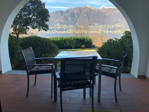 Outdoor dining - Residenza Viramonte - Casa Daniela, Wohnung 32 by Interhome (Vira)