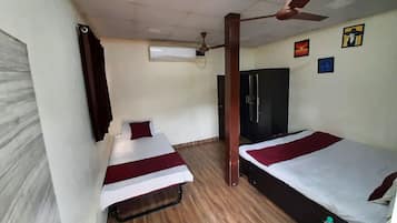 Deluxe Room, Patio, Garden View