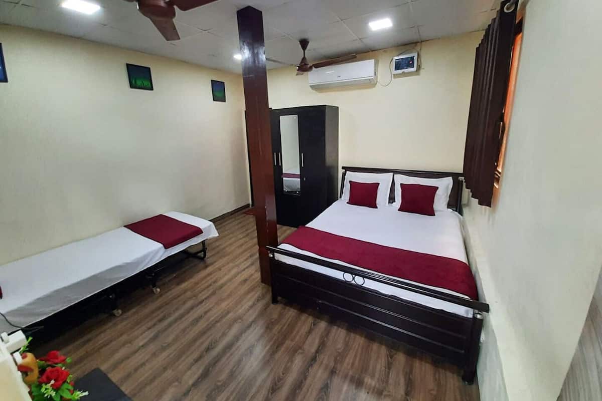 Deluxe Room, Patio, Garden View