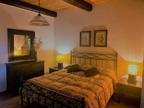 Internet - Wohnung in Sanguineto mit privatem Parkplatz by Interhome (Sanguineto)